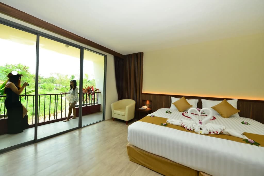 Le Resort and Villas - photo 3