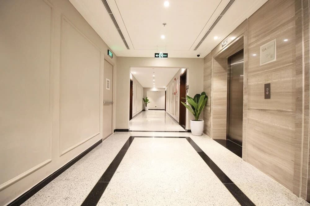 Neo Classic Condo - photo 15