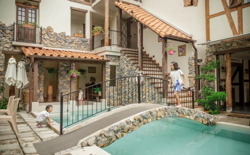 Le Charcoa Hotel - photo 33