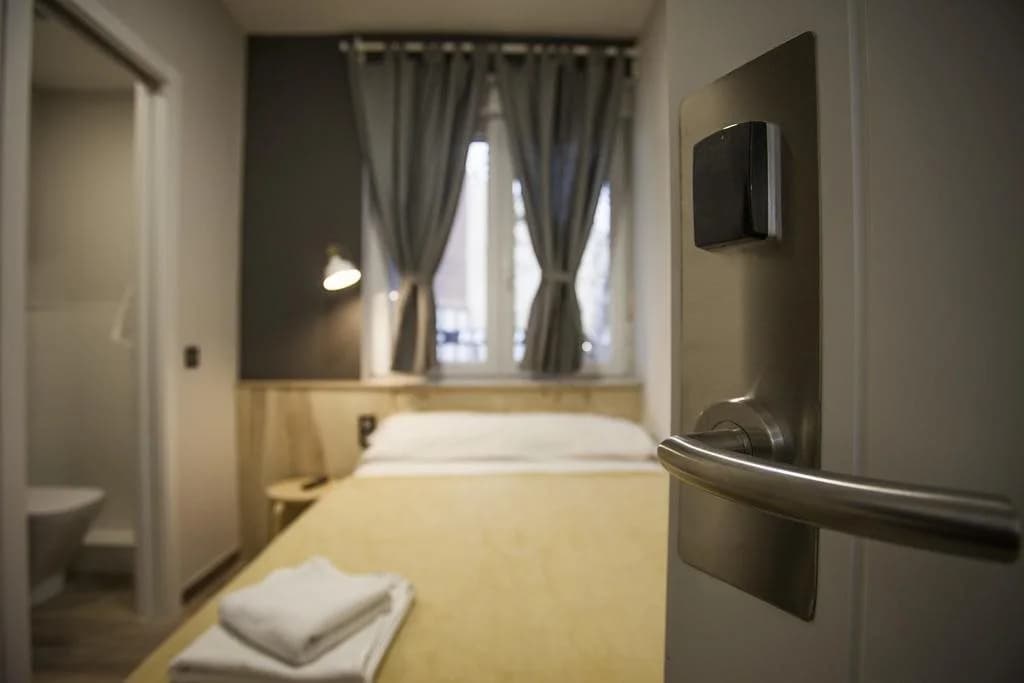 Hostal CC Atocha - photo 7