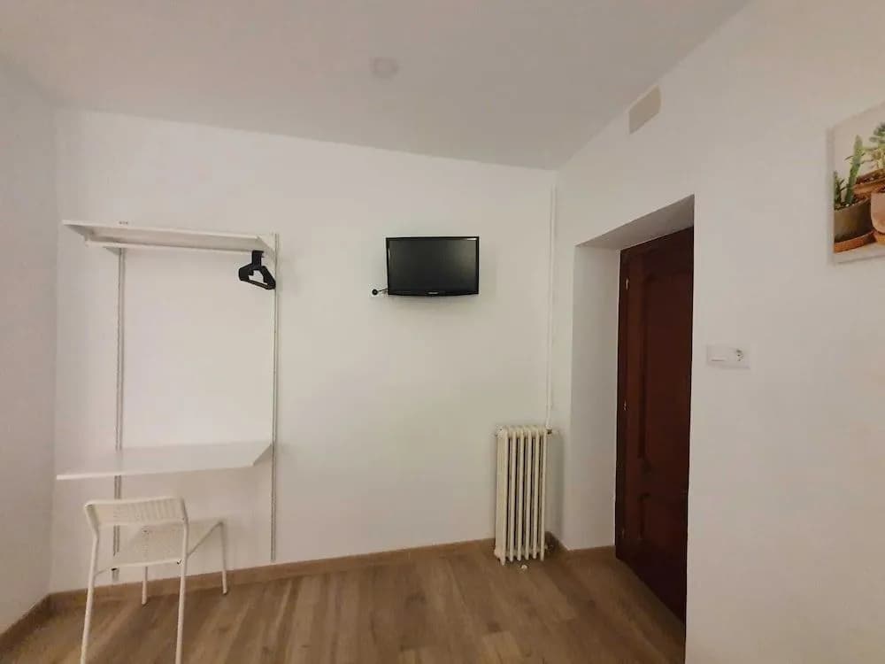 Hostal Vara Madrid - photo 10