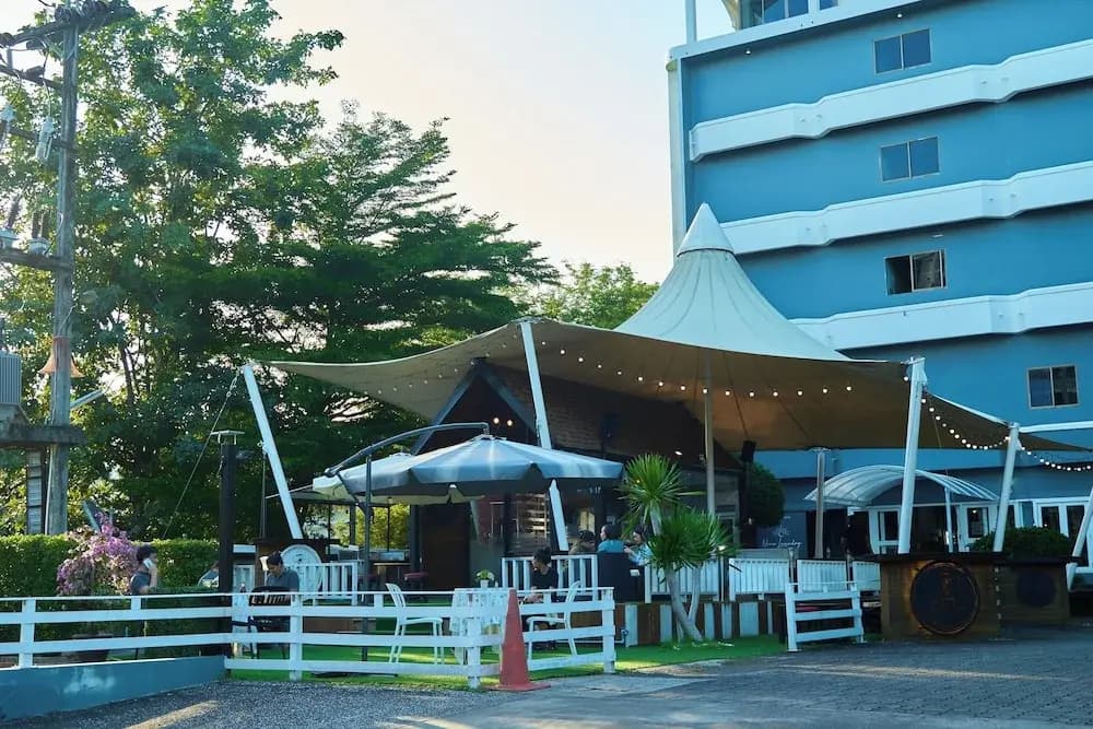 Nora Bukit Hotel - photo 20