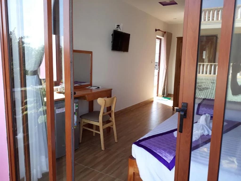 Pink House Homestay - photo 2