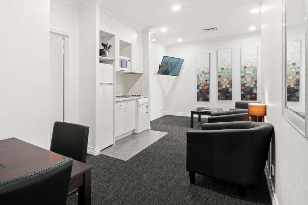 Comfort Apartments Melbourne Central - photo 32