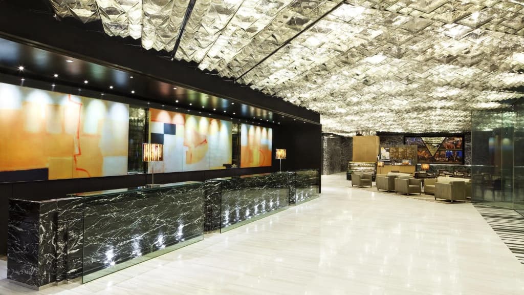 The Kowloon Hotel - photo 2