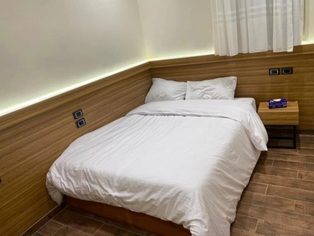 Elite Motel - photo 1