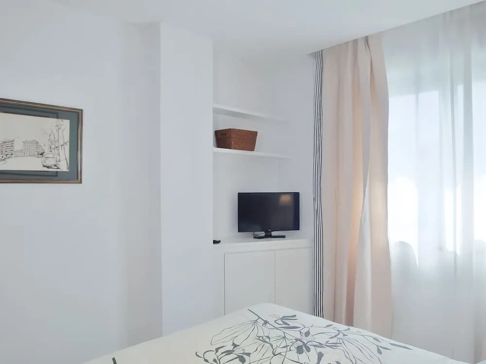DFlat Escultor Madrid 304 Apartments - photo 5