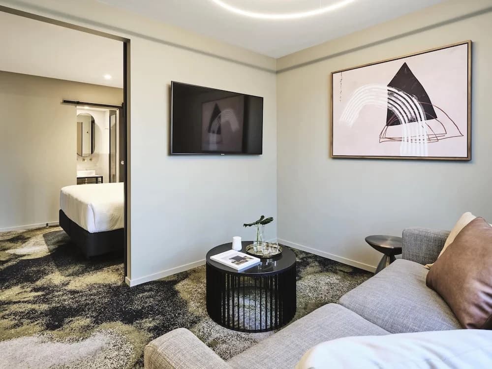Adina Apartment Hotel West Melbourne - photo 4