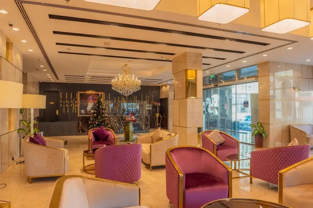 Royal Crown Hotel - photo 19