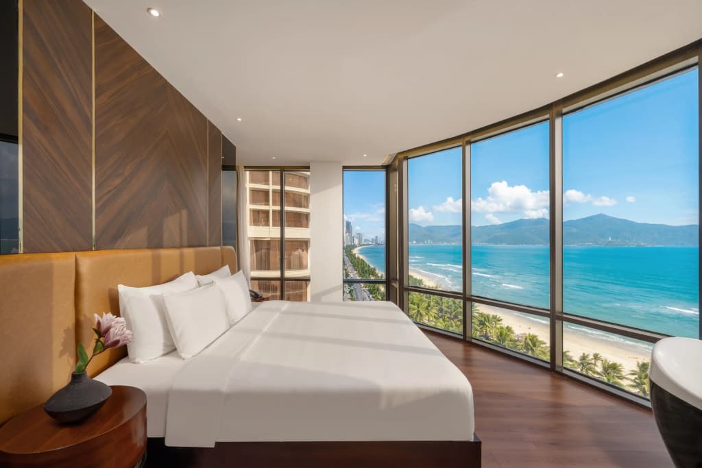 Holiday Beach Hotel Danang - photo 7