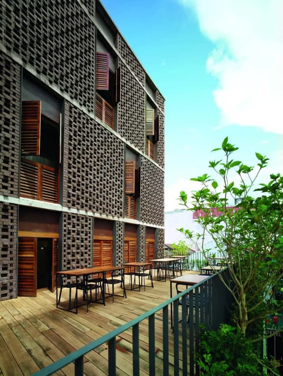 Lantern Hotel - photo 17