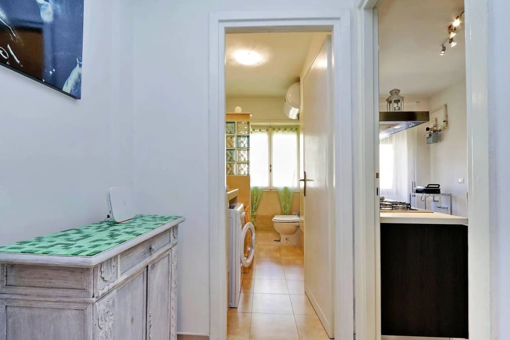 Beesprint Navona Apartment - photo 3