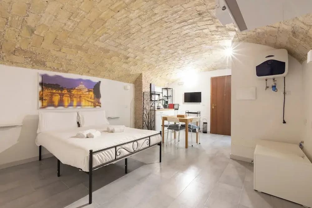 Paradise Vatican Home - photo 3
