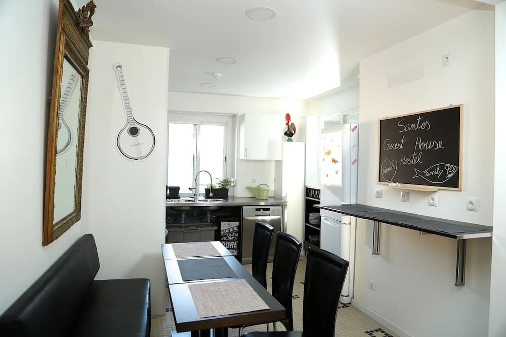 Santos Hostel - Lisbon - photo 18