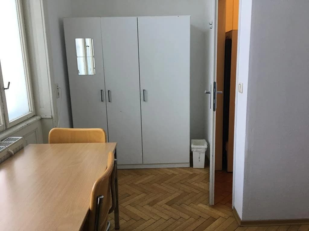 Chichilli Tea Hostel Vienna - main photo