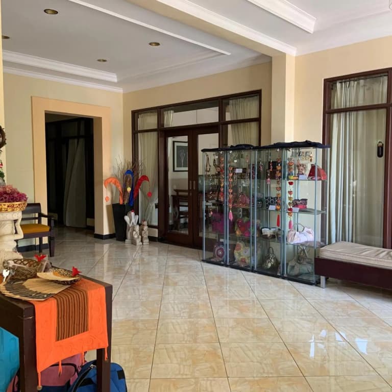 Nirwana Hotel Suites - photo 13