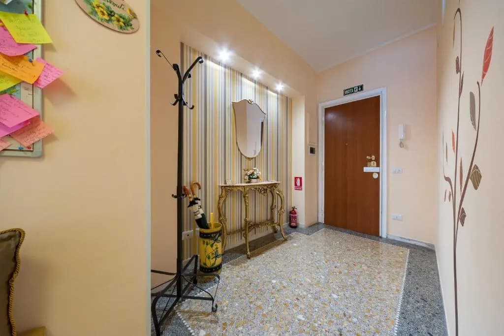 Ila Guest House - photo 11