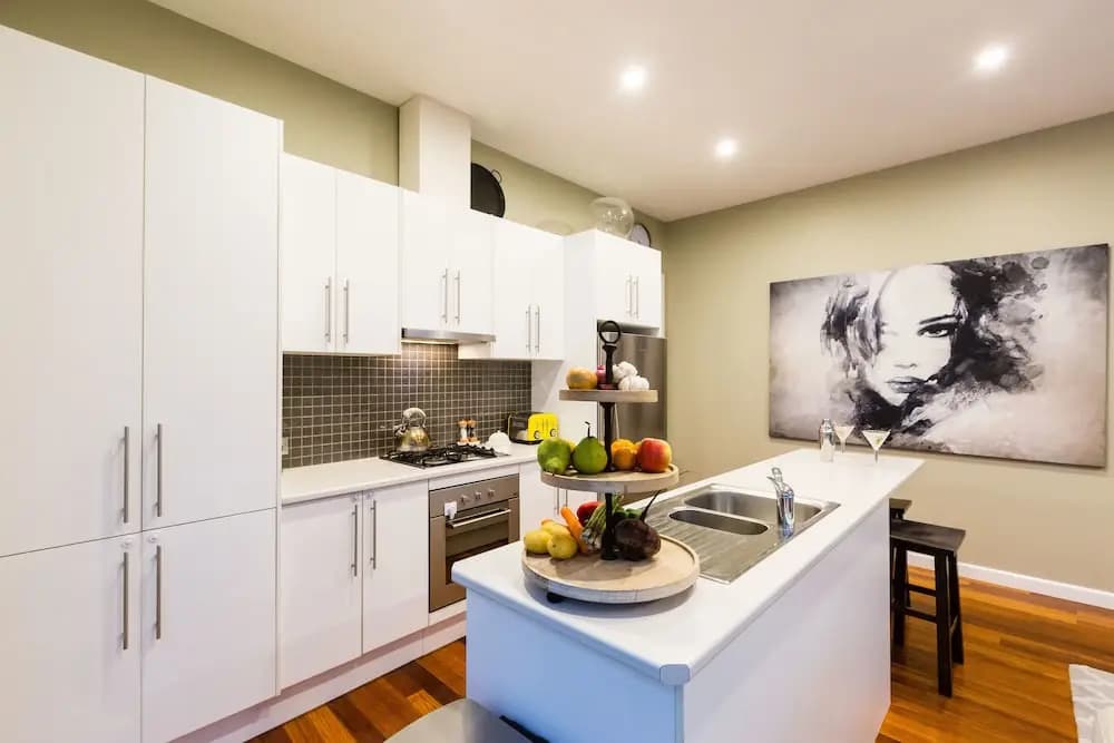 ELISE, 2BDR Windsor House - photo 12