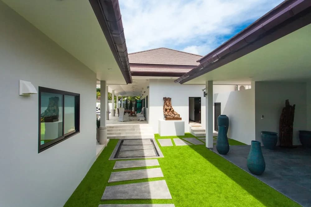 Celine Villa - photo 15