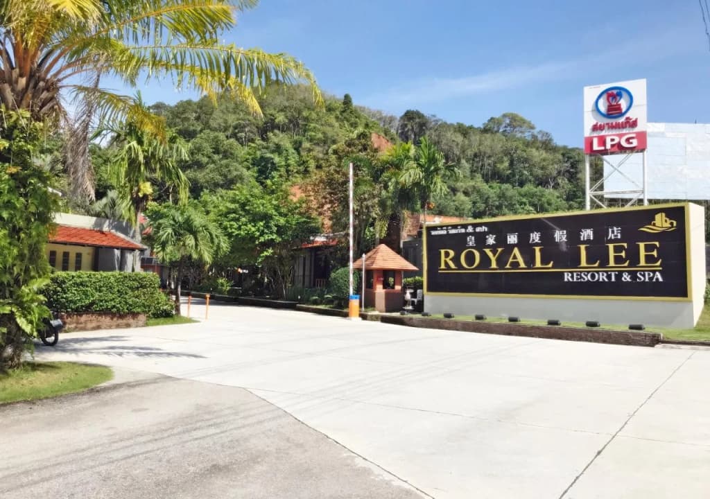 Royal Lee Resort & Spa - photo 43