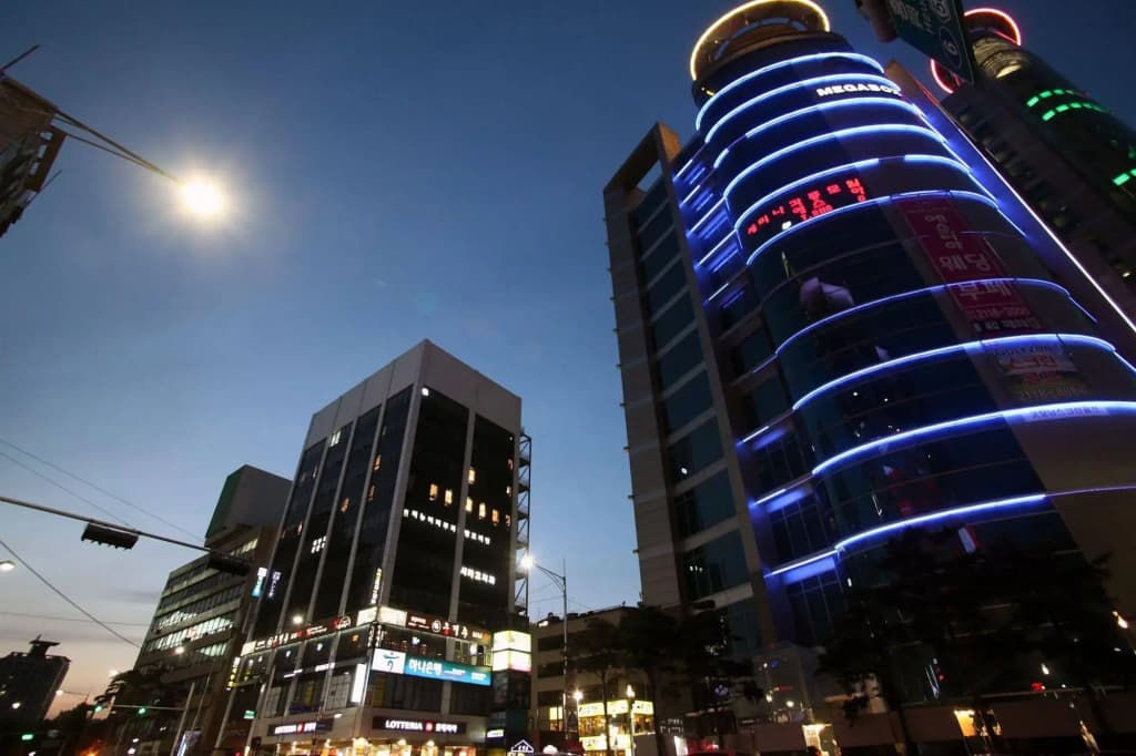 KSTAR Metro Hotel - photo 1
