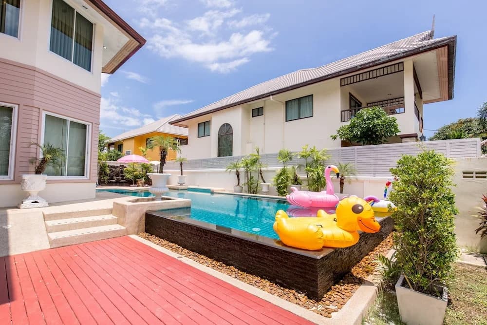 The Farah House - photo 16