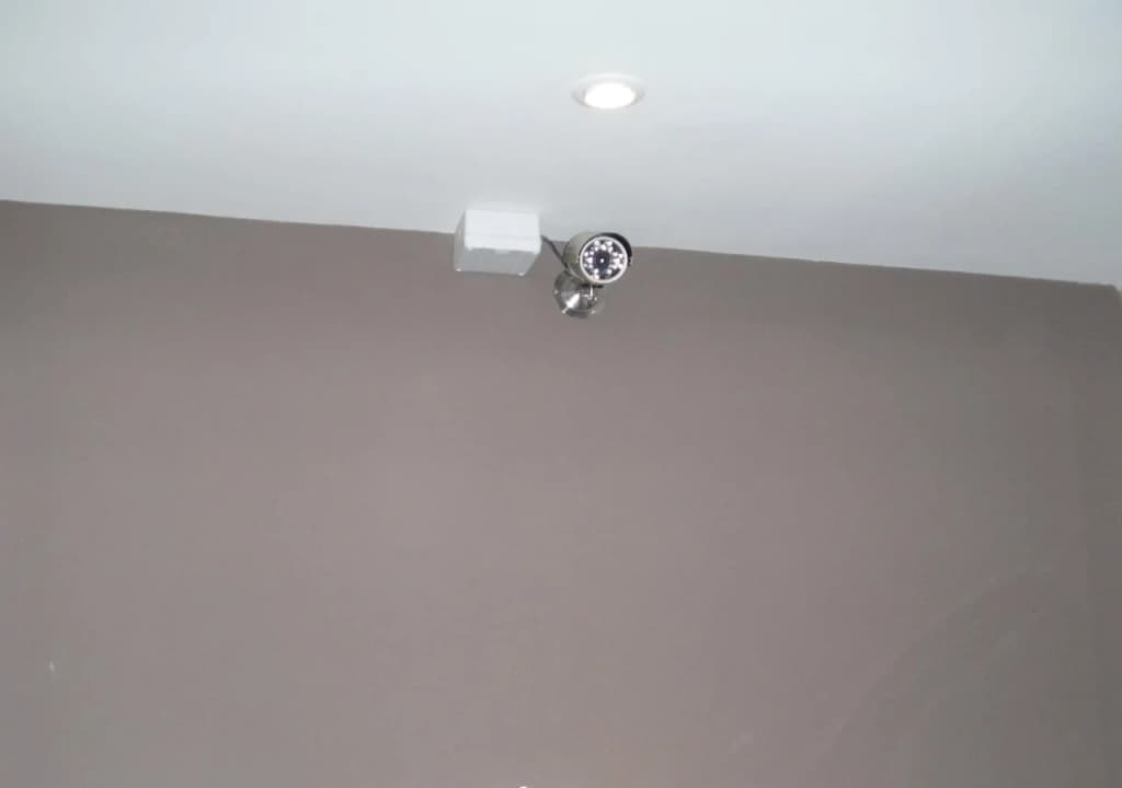 Shooters Guesthouse - photo 12