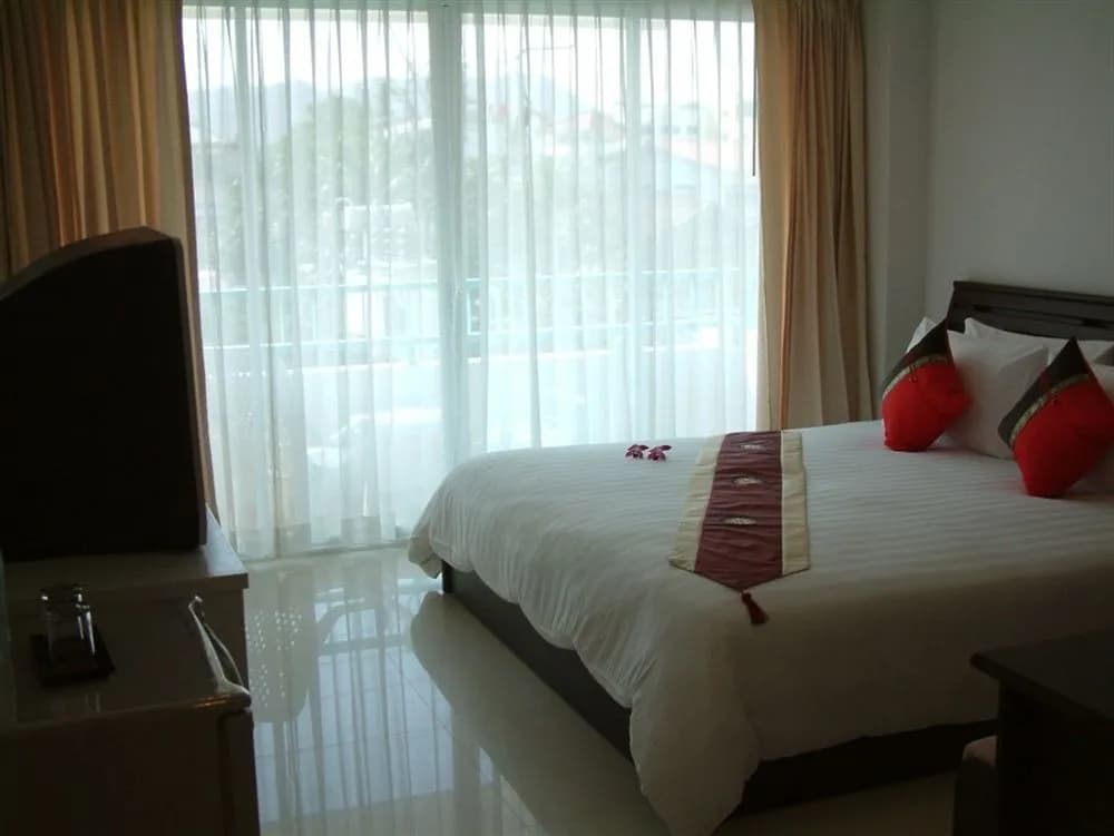 Hua Hin Avenue - photo 2