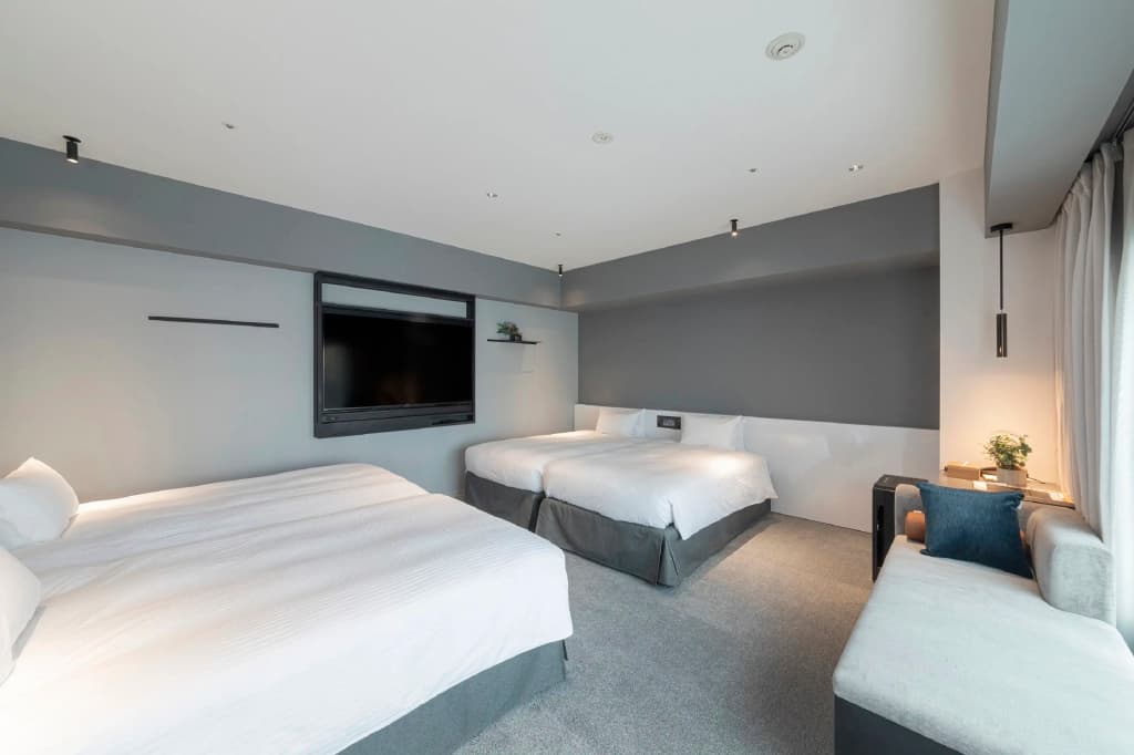 Hotel Keihan Namba Grande - photo 2