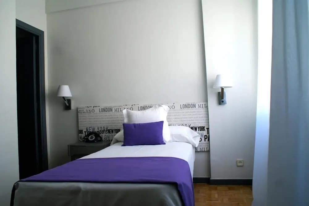 Anaco Hotel - photo 1