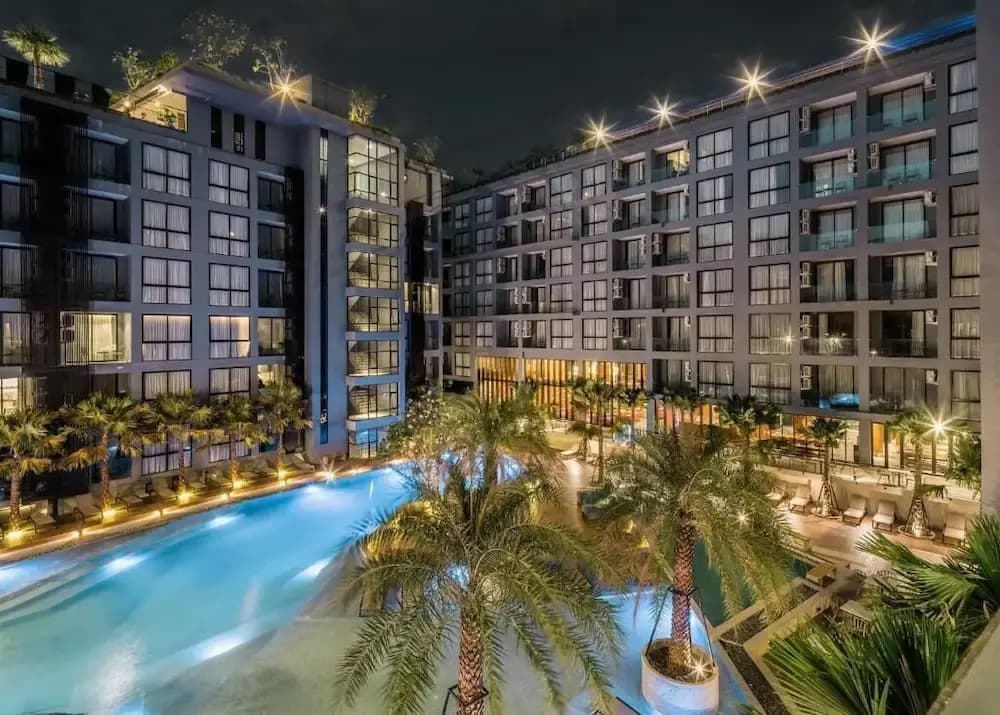 Infinity Sky Pool Walk to BeachC182 - photo 4