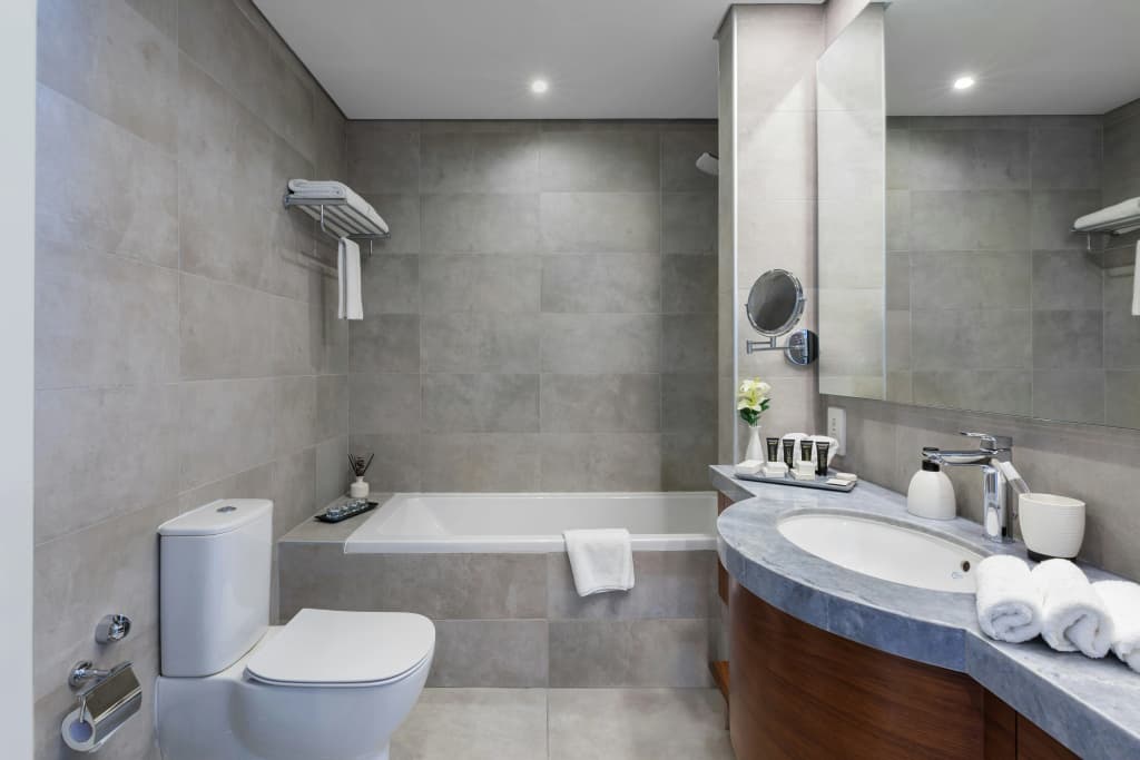 Somerset West Bay Doha - photo 45