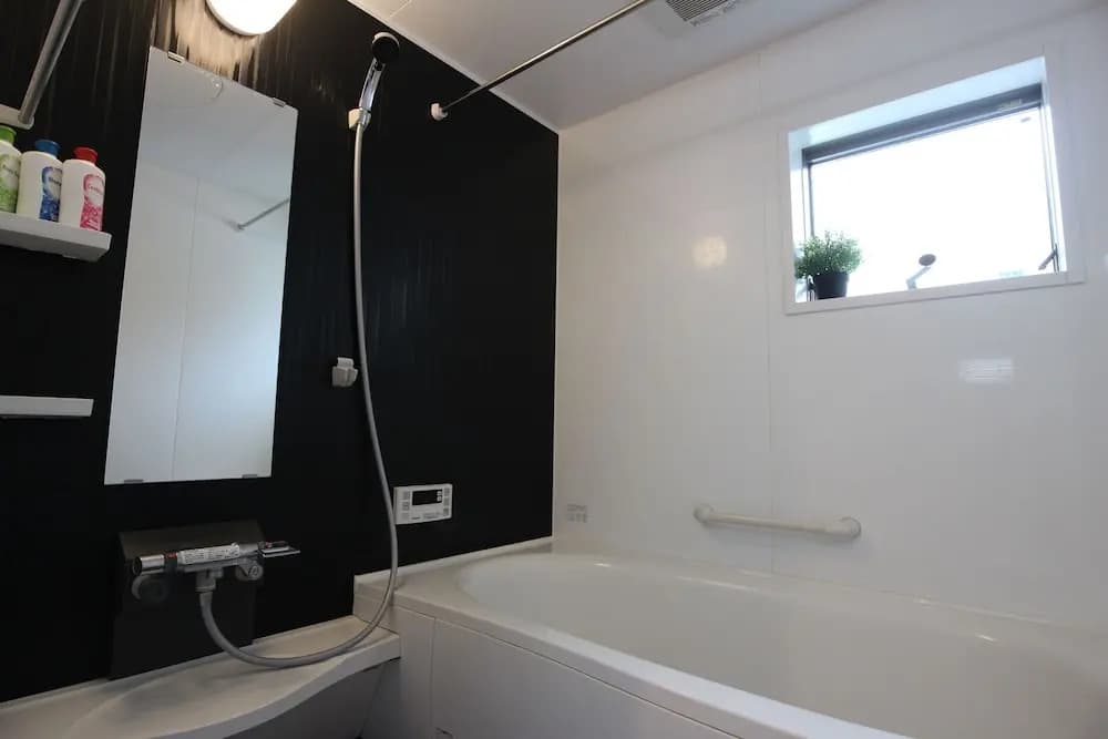Solomon Guest House - photo 8