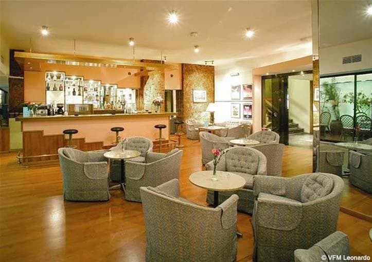 Ionis - photo 12
