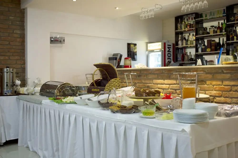 Oriental Hotel - photo 13