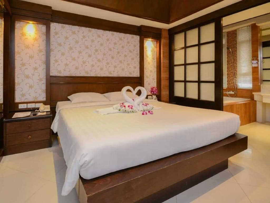 Rayaburi Beach Club - photo 3