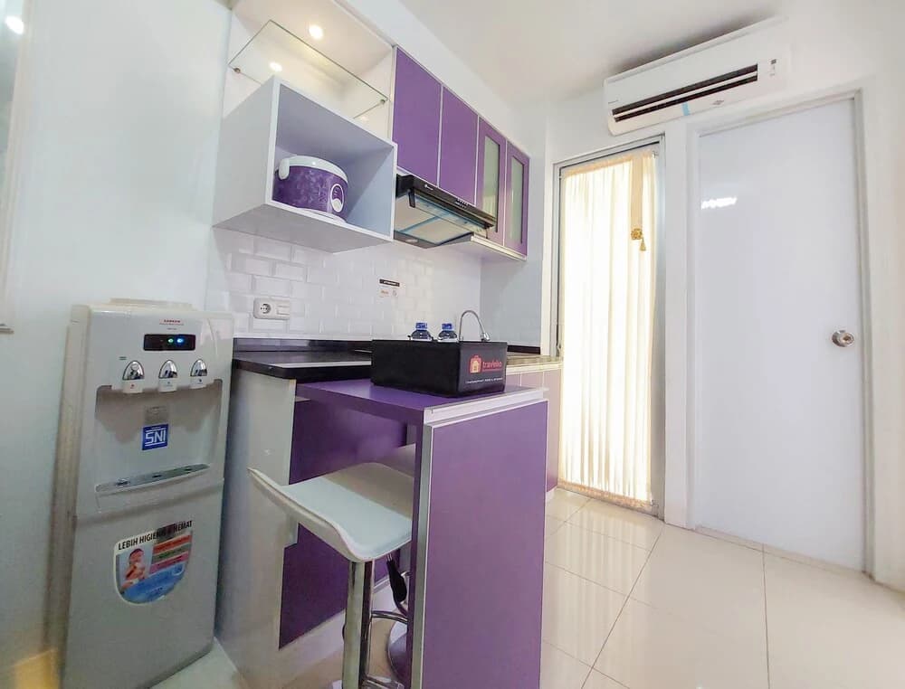 Comfort 2Br Apartment At Bassura City - photo 15