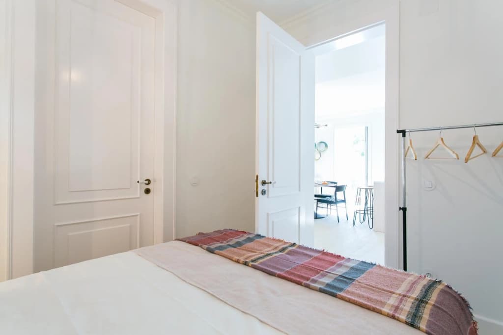 JOIVY Stunning 2BR Apt w/garden, by the Avenida subway & Botanical Garden of Lisbon - photo 6
