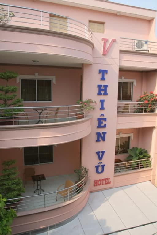 Thien Vu Hotel - photo 1