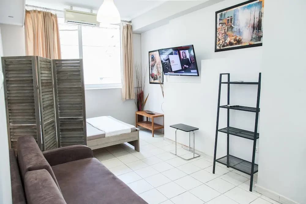 Cozy and Comfy Central Athens Apt. - photo 3