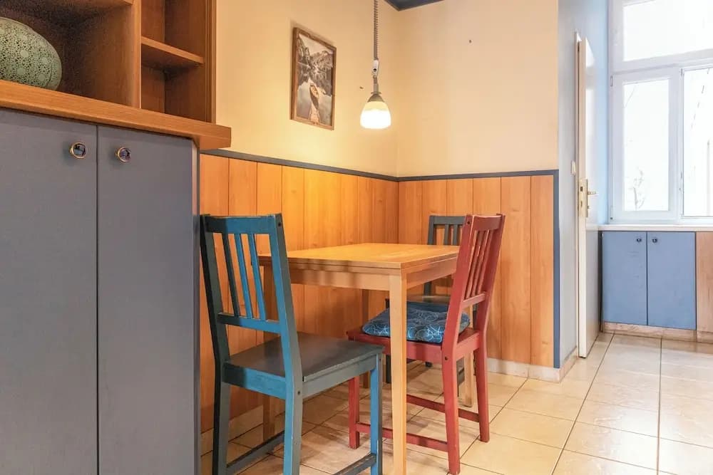 2BR Apartment Central Long Stay - photo 9