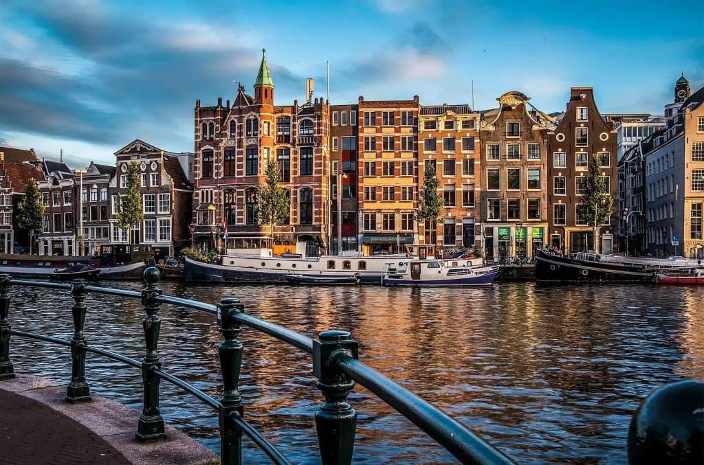 Leonardo Eden Hotel Amsterdam City Center - photo 24