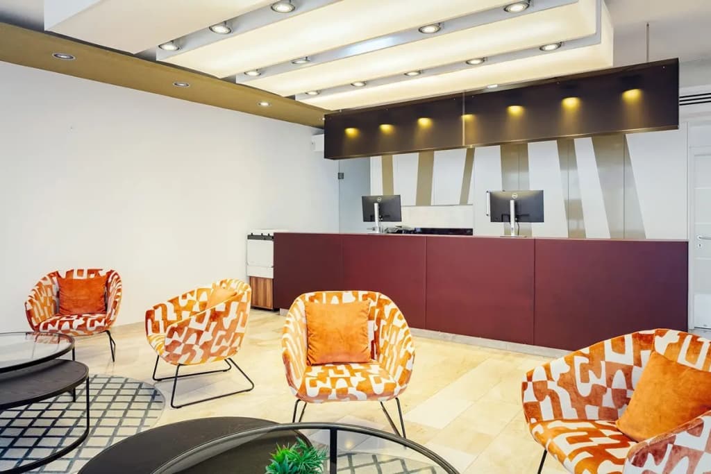 Hotel Eurostars Embassy - photo 14