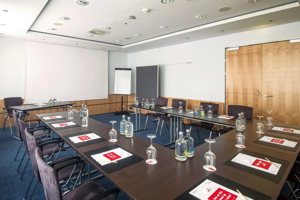 IntercityHotel Wien - photo 18