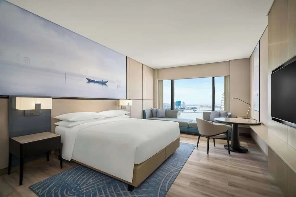 Courtyard by Marriott Danang Han River - photo 26
