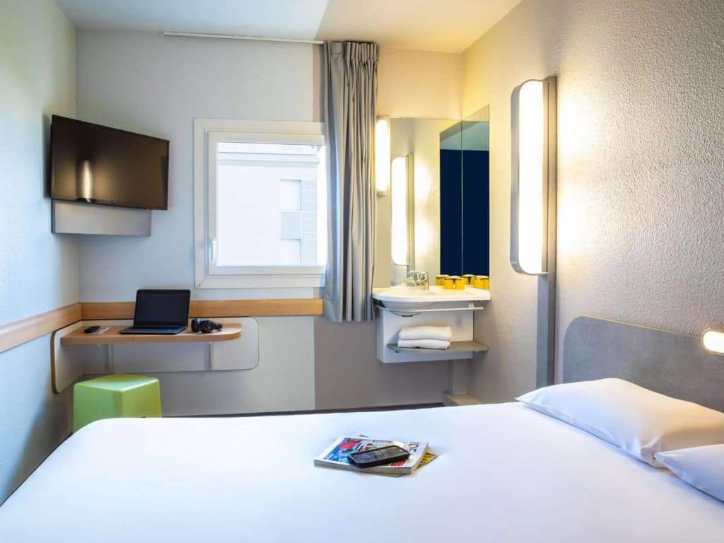 ibis budget Paris Porte de Montmartre Hotel - photo 7