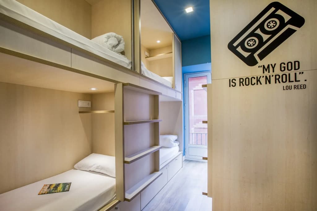 Mola Hostel - photo 11