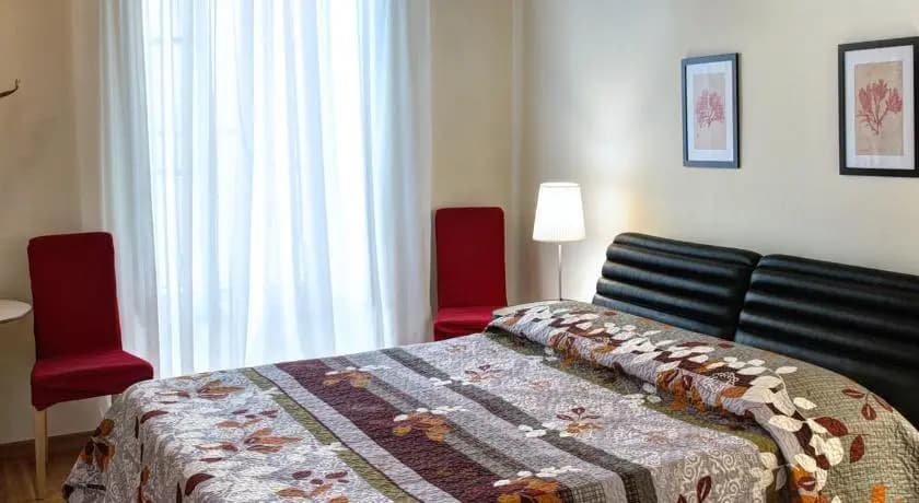 Via Veneto Luxury Suites - photo 4