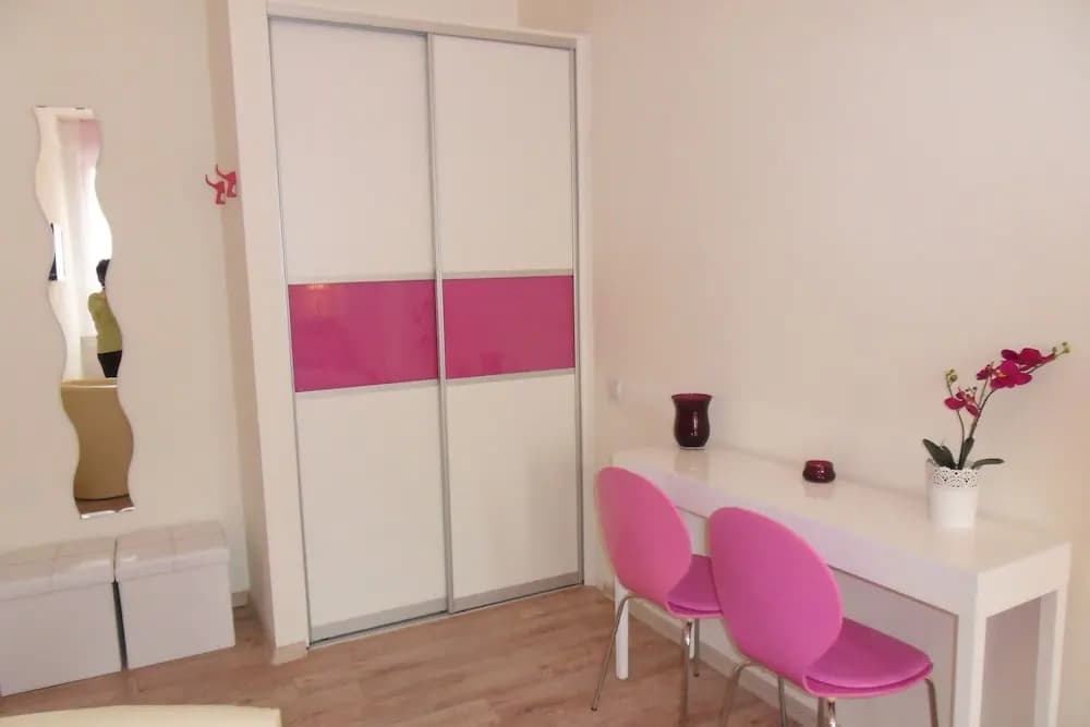 Astoria Centrum Apartment - photo 4