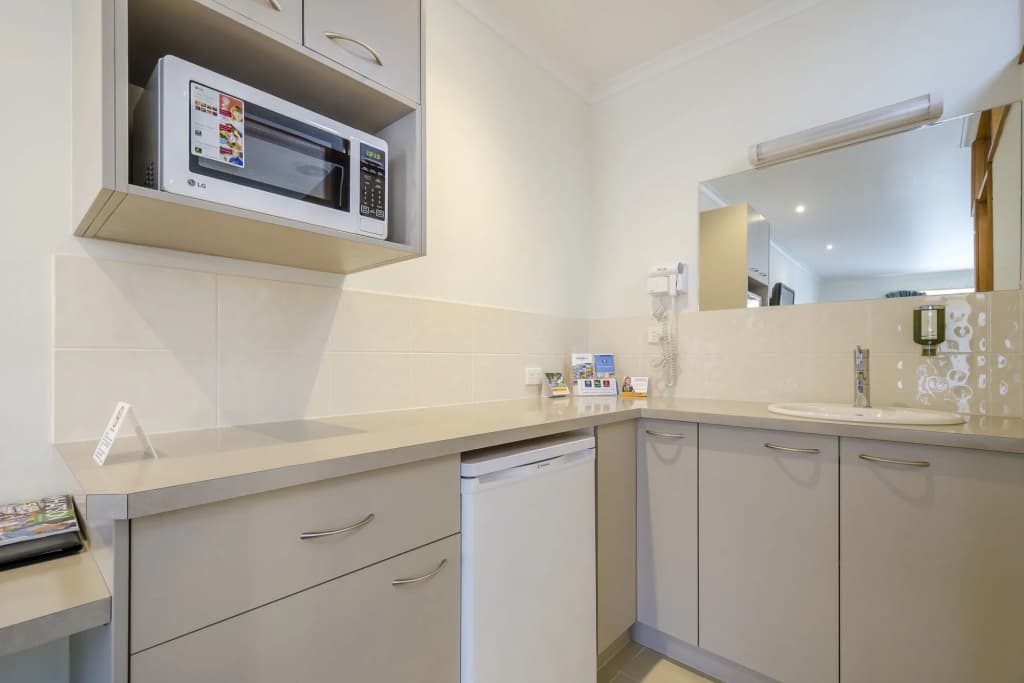 Werribee Motel & Apartments - photo 13